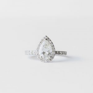 18k White Gold Lab-Grown and Natural Diamond Ring