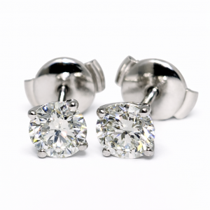 18ct white gold 1ct LAB diamond stud earrings