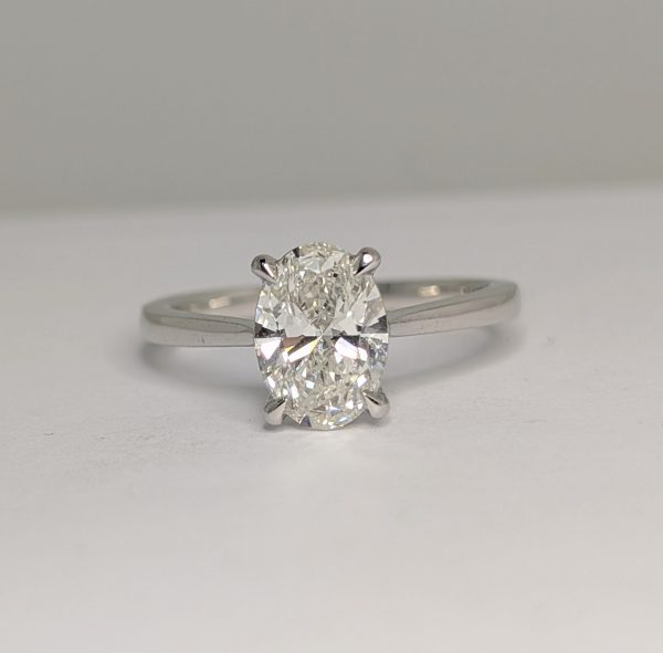 Platinum cushion cut Lab diamond 1.55ct