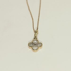 9ct yellow gold diamond flower necklace