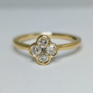 9ct yellow gold diamond flower ring