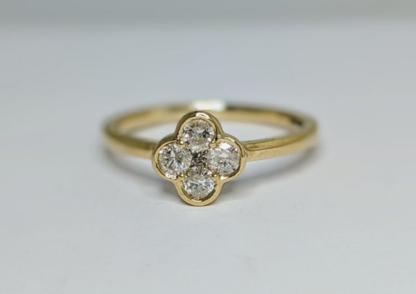 9ct yellow gold diamond flower ring