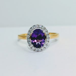 18ct yellow gold amethyst and diamond ring