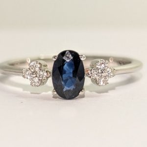 18ct white gold sapphire and diamond ring