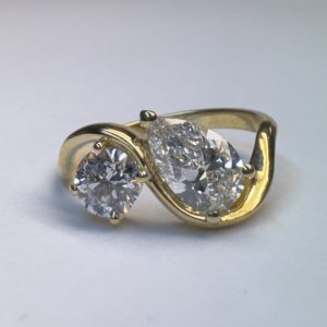 9ct yellow gold moi et toi LAB diamond ring